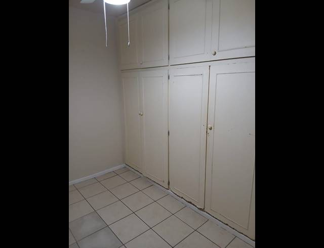 2 BEDROOM APARTMENT FOR SALE IN SCOTTSVILLE